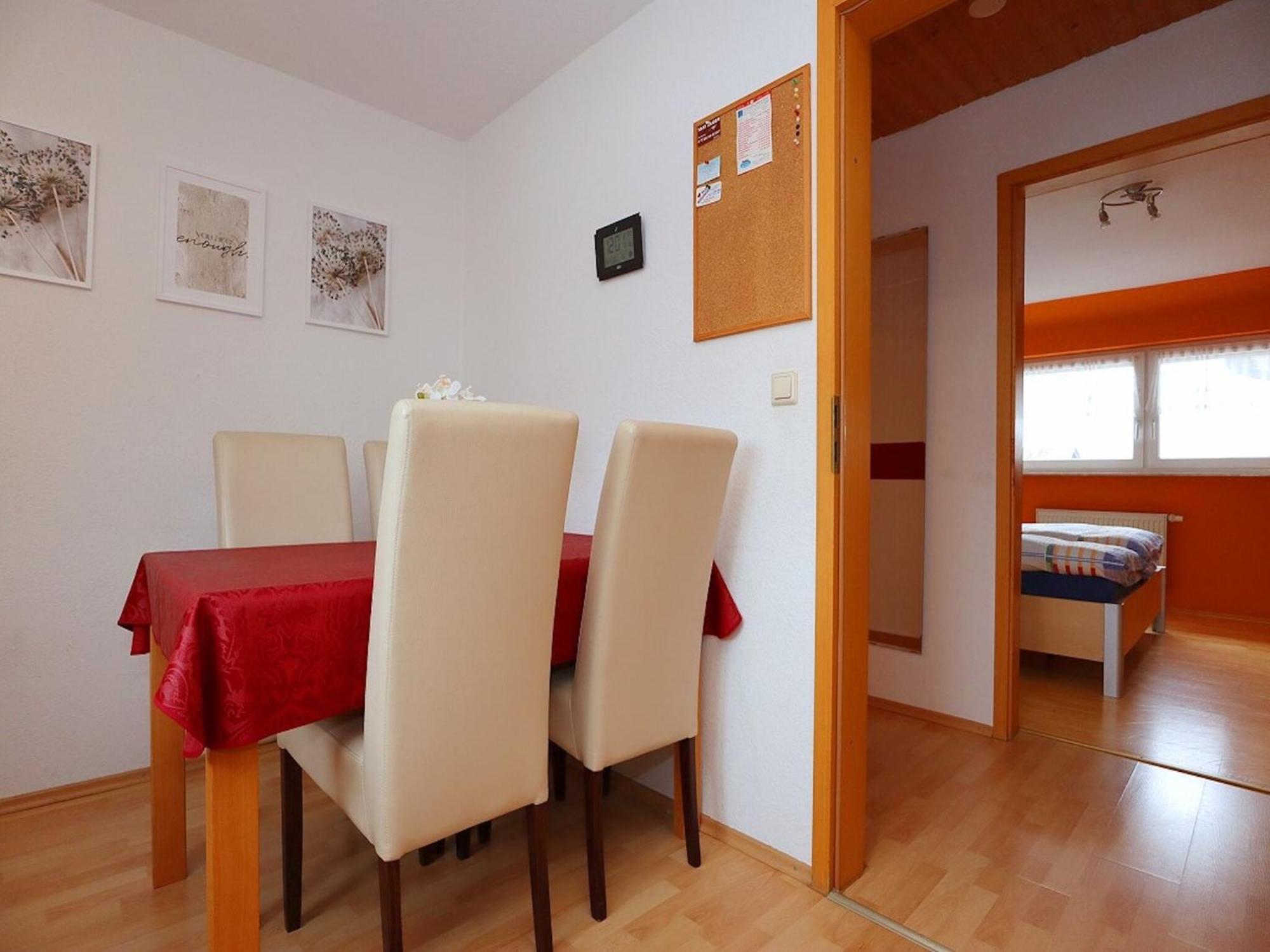 Cozy Apartment In Schwenningen With Garden Villingen-Schwenningen Exterior photo