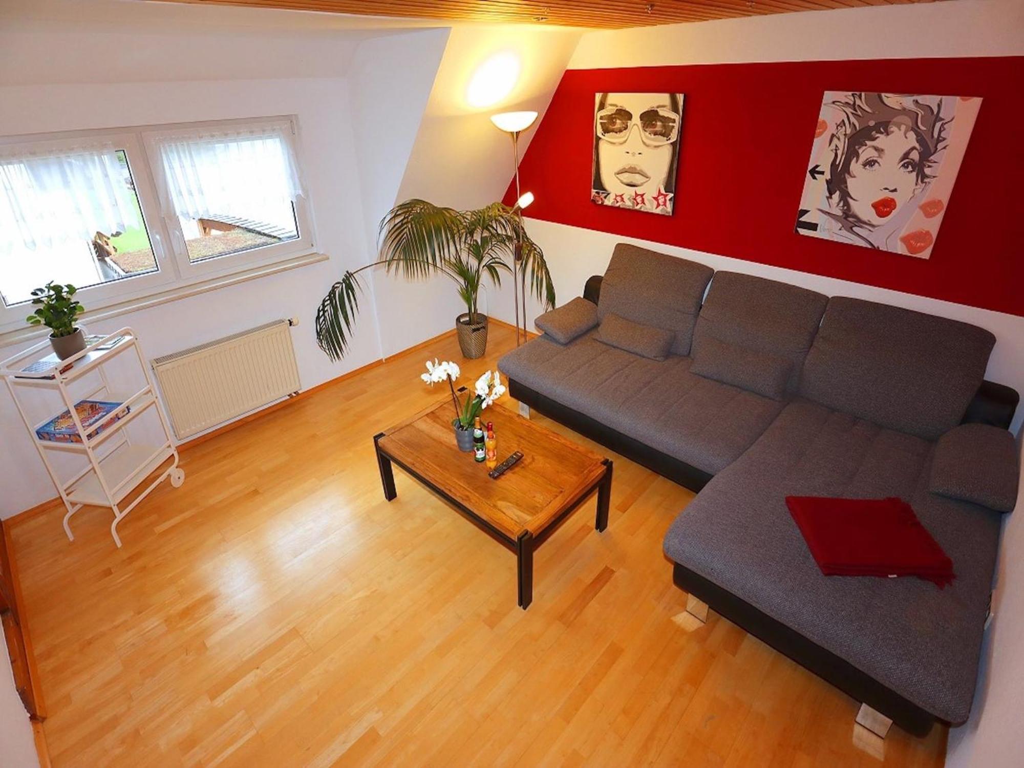 Cozy Apartment In Schwenningen With Garden Villingen-Schwenningen Exterior photo